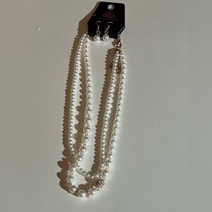 Elegant White Pearl Necklace and Earring Set